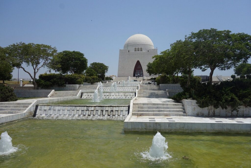 mazar e quaid garden