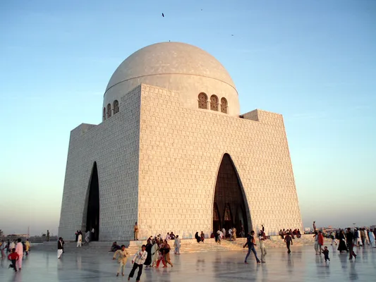 tomb of mazar-e-quaid