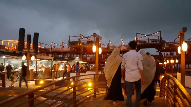 people enjoying and having food at do darya karachi restaurants