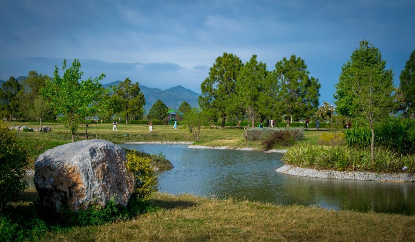 F9 park islamabad water body