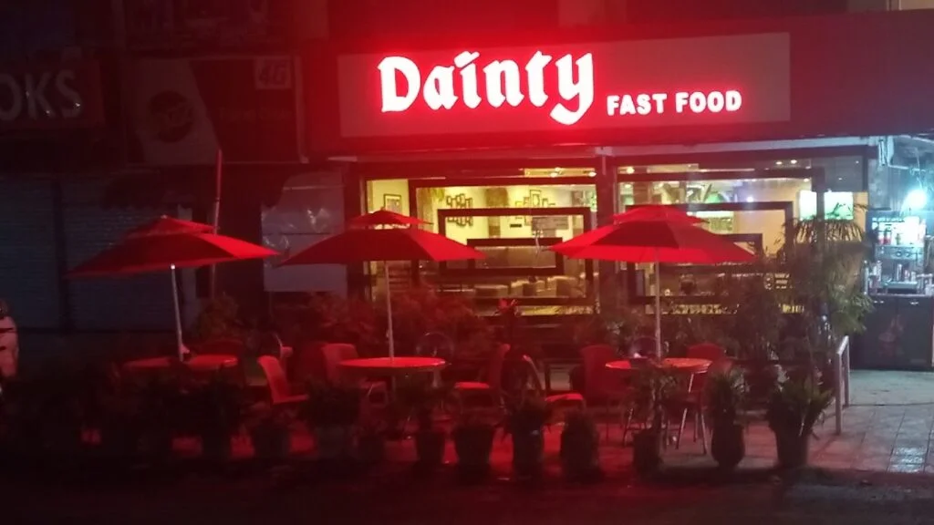 dainty fast food