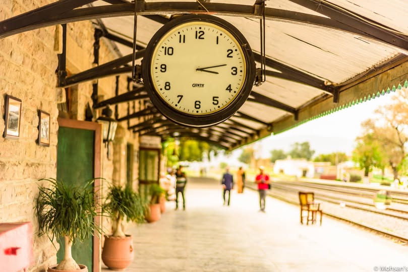 golra railway station clock