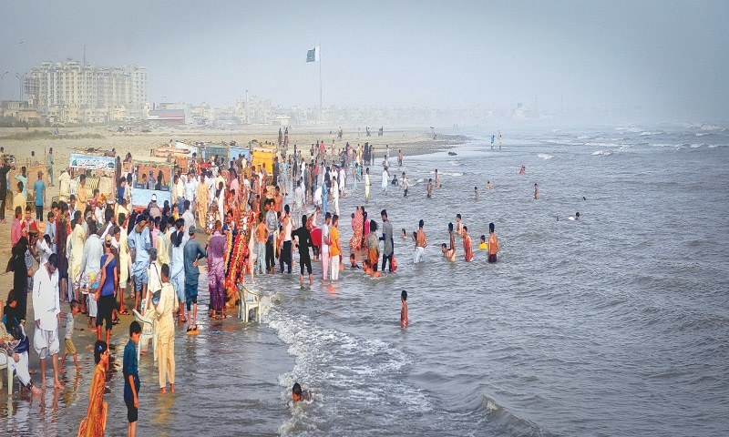 Clifton Beach and Hawke's Bay Karachi Eid Outing 2026