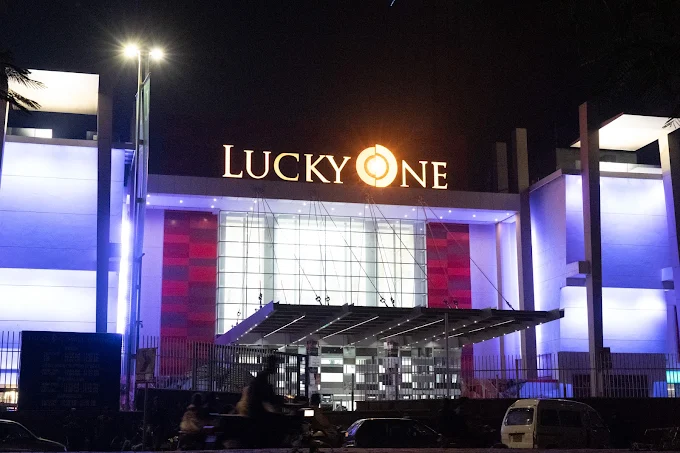 Lucky One Mall
