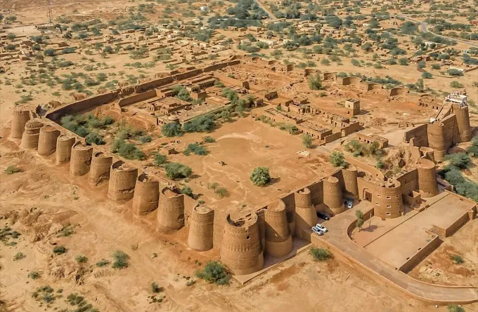 Derawar Fort