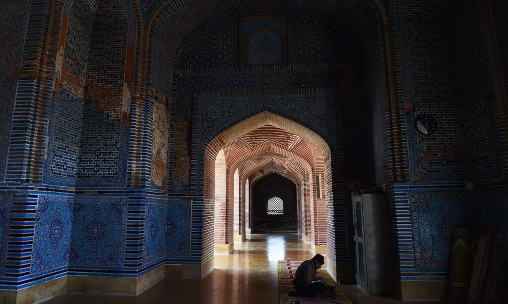 shah jahan mosque thatta history