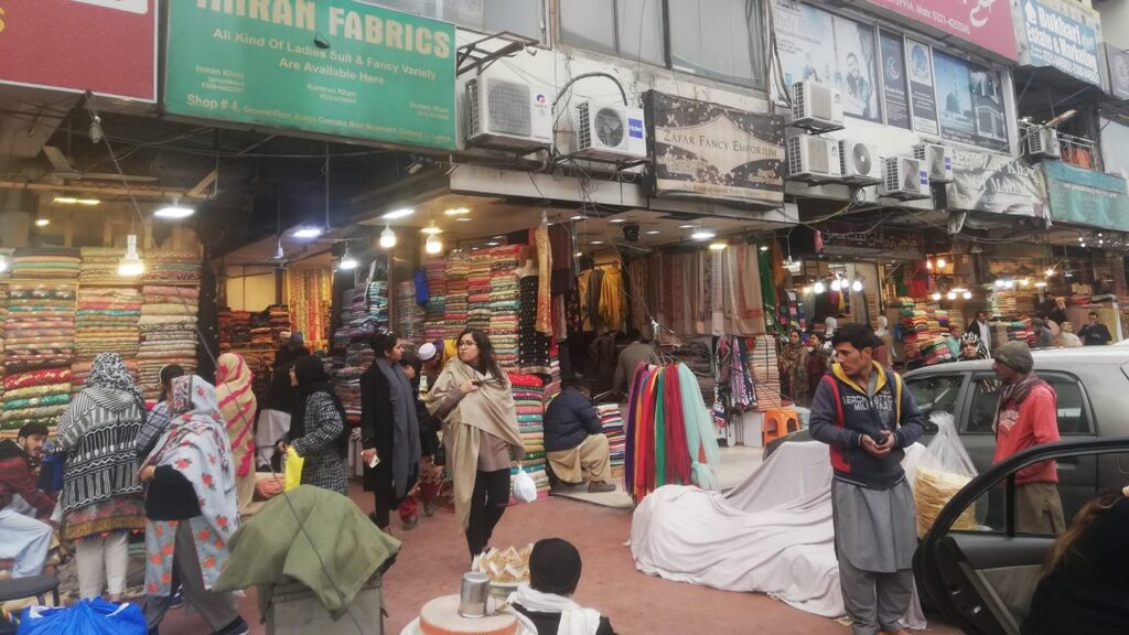 Auriga Market famous markets in lahore
