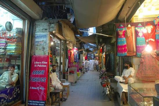 Kinaari & Gumti Bazaar