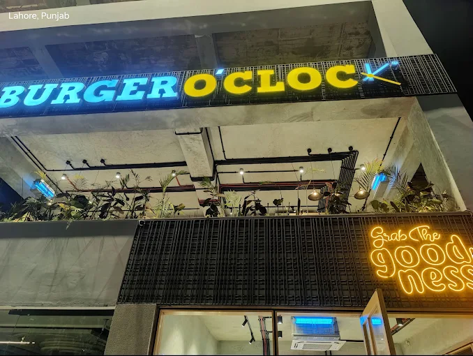 Burger O'Clock - Gulberg Fashion Avenue