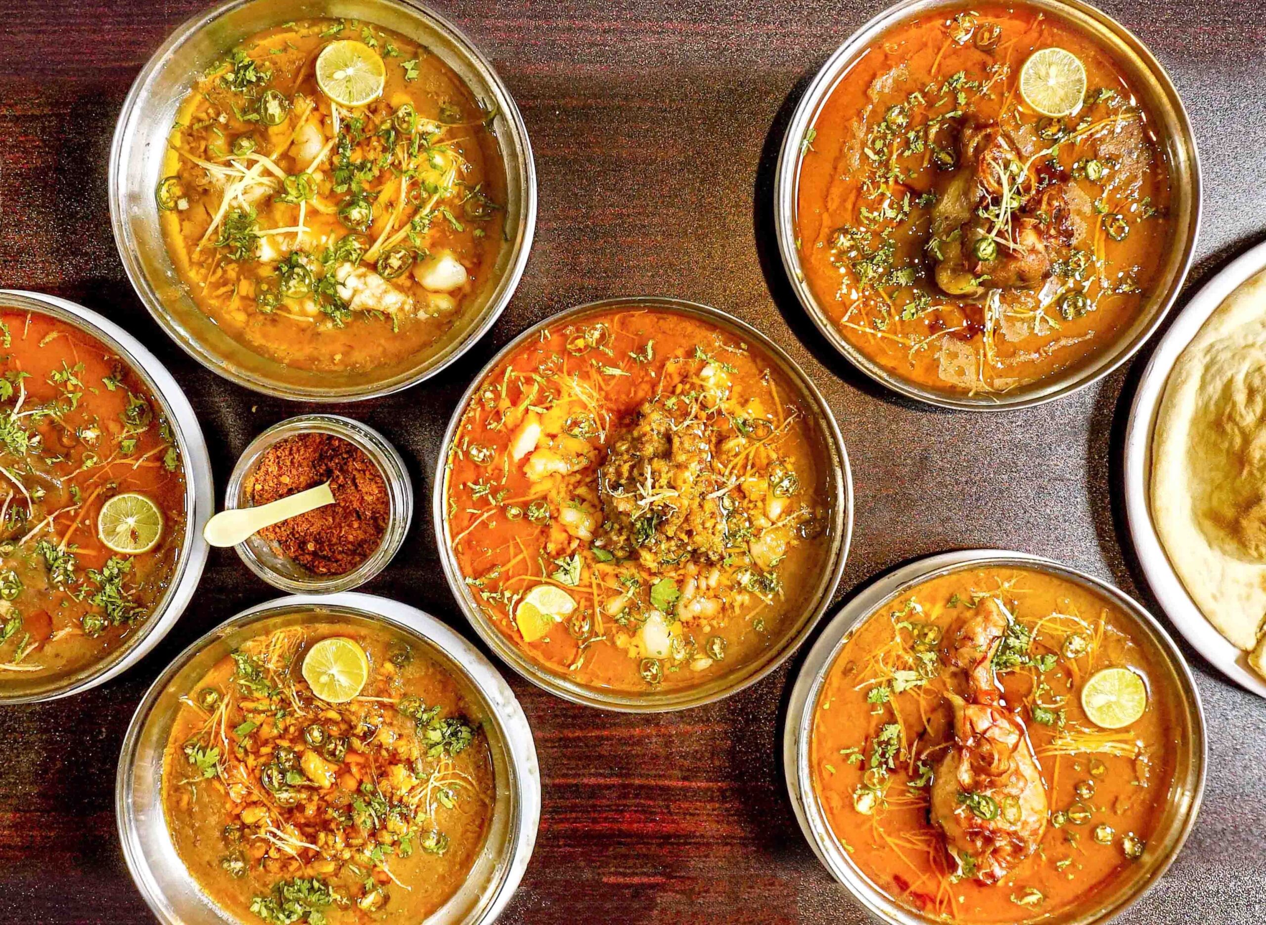 Muhammadi Nahari House one of the best restaurants in Valencia lahore