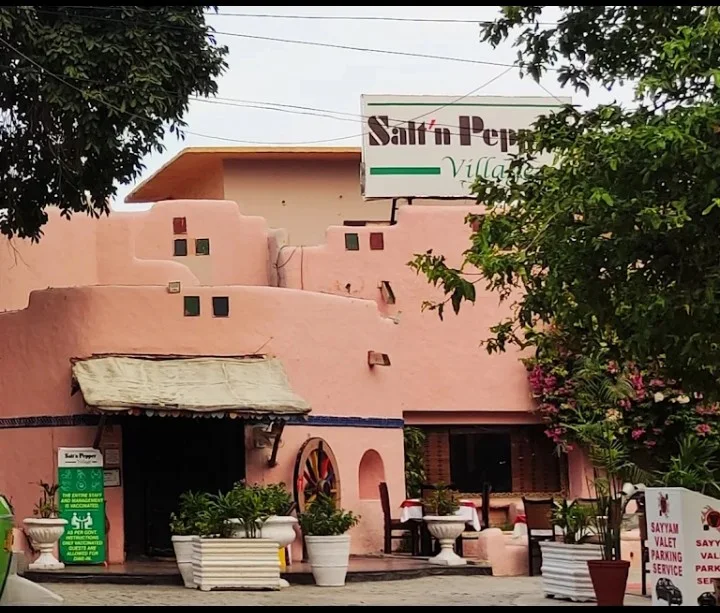 Salt n Pepper Village