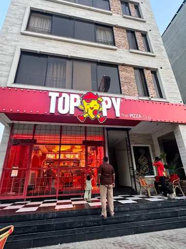 Toppy - The Pizza Guy (Bahria Town)