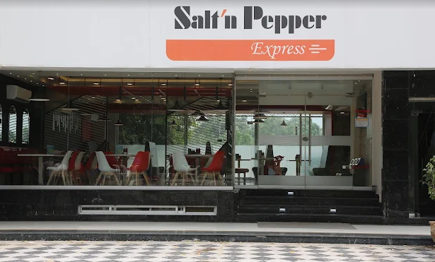 Salt'n Pepper Express Bahria Town