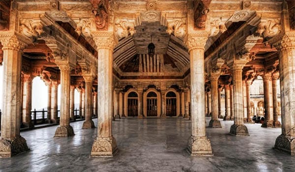 Lahore fort corridors
