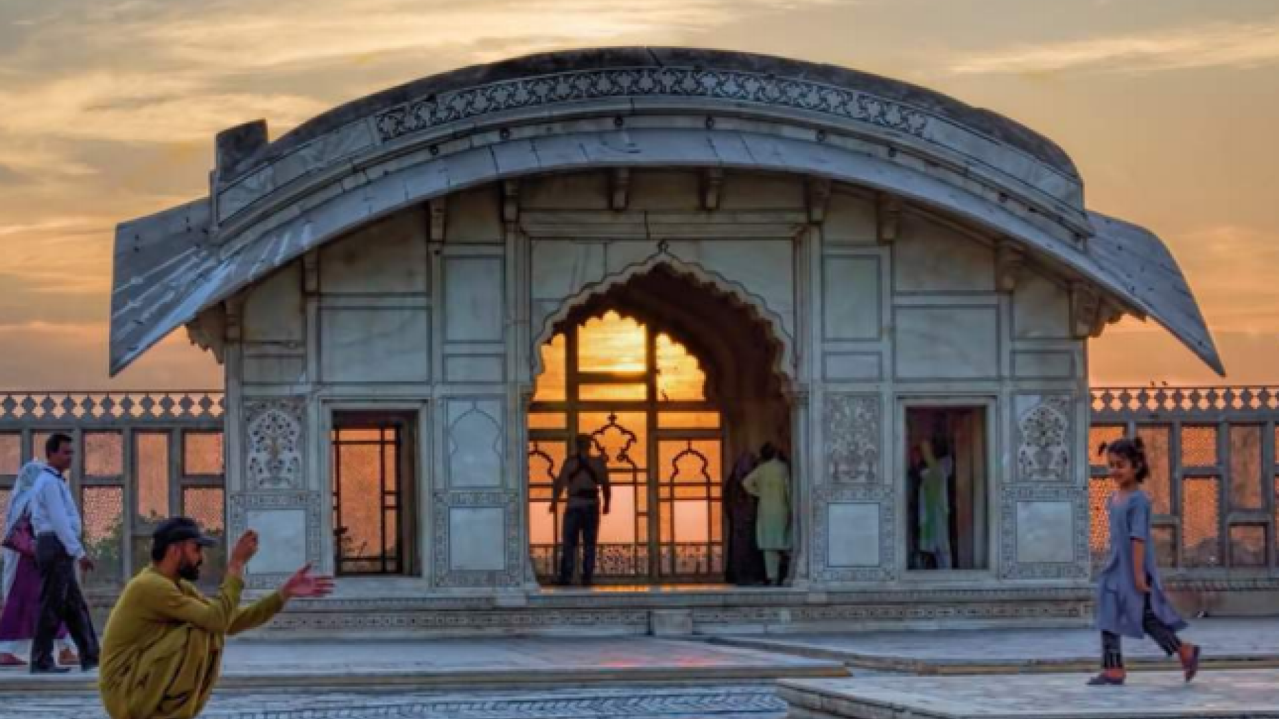 Naulakha Pavilion