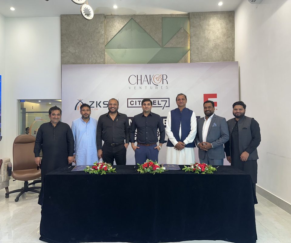 First 3D Facade Glass Building in Pakistan: Chakor Ventures Signs Historic Deal with Gutmann